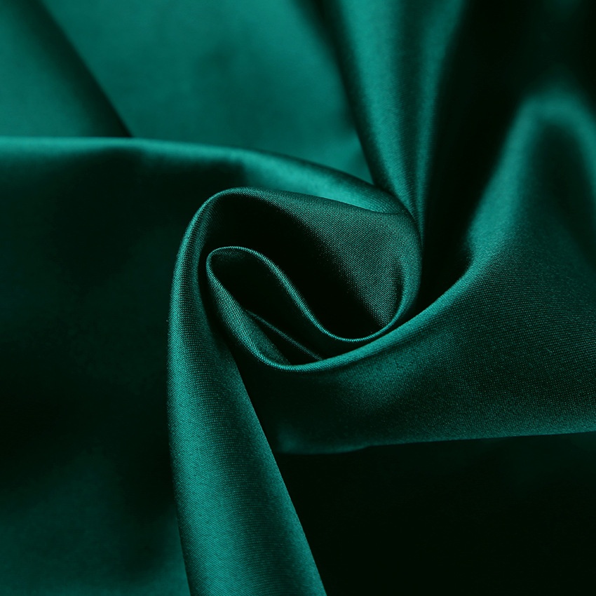 Jupe midi ample élégante à taille haute - Satin coupe trapèze