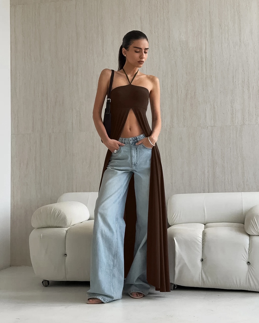 Top lungo da donna con scollo all'americana e spacco alto
