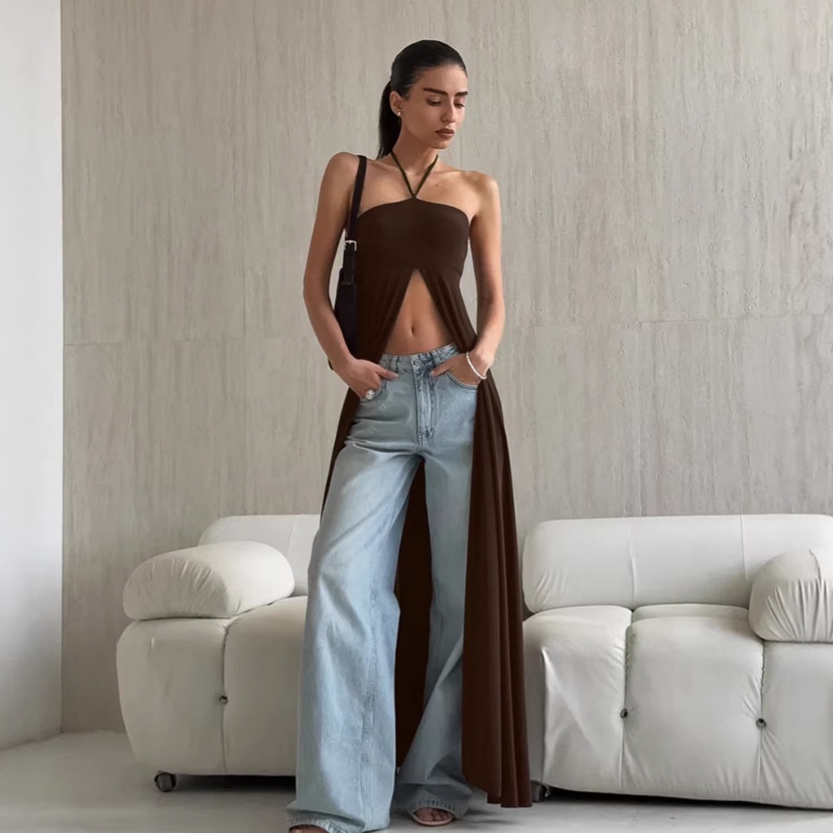 Top lungo da donna con scollo all'americana e spacco alto
