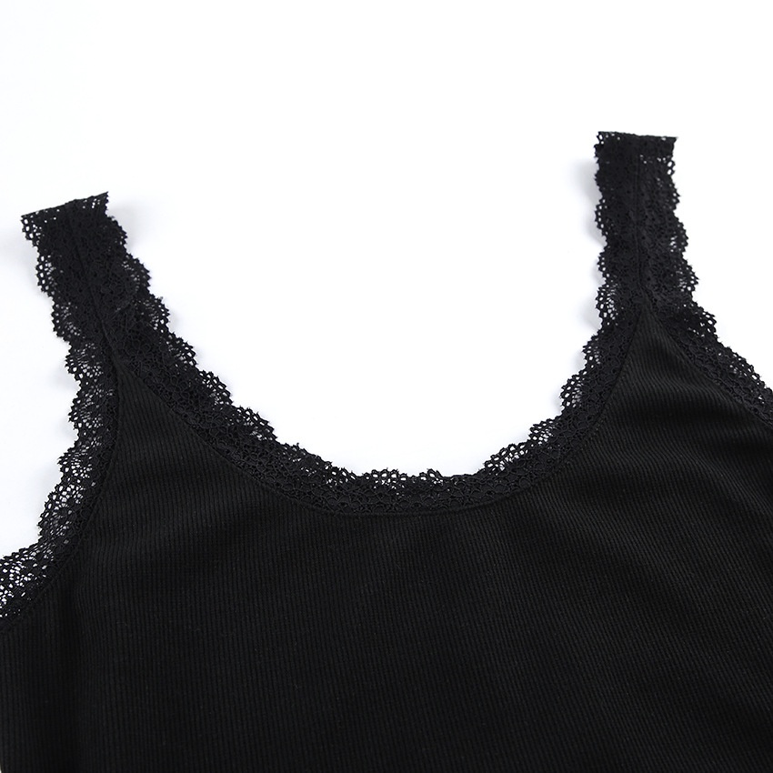 Robe midi noire côtelée à bordure en dentelle et fente latérale