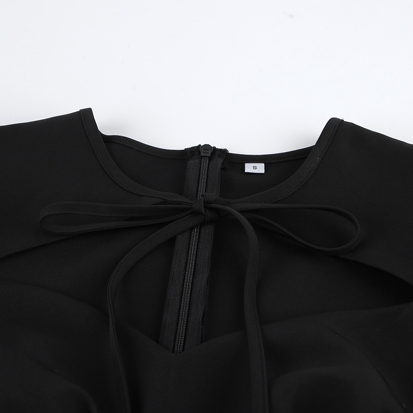 Robe midi moulante élégante à manches bouffantes, découpes et col noué