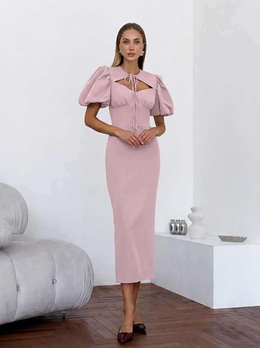 Robe midi moulante élégante à manches bouffantes, découpes et col noué
