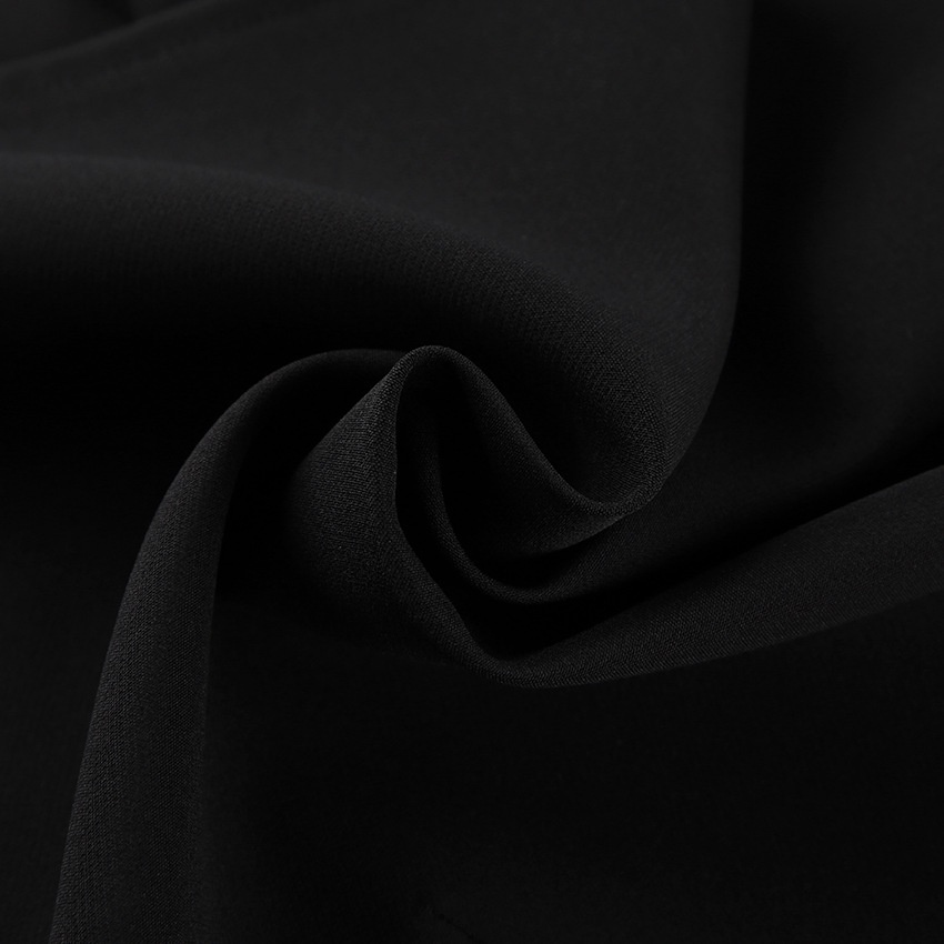 Robe mini bustier avec traîne en mousseline plissée