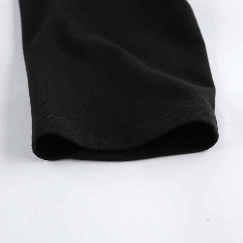 Mini abito da donna nero a maniche lunghe con arricciature