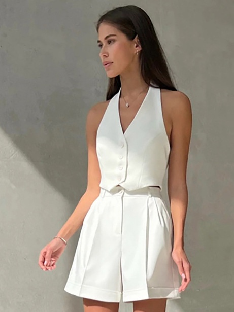 Ensemble chic débardeur dos nu et short plissé