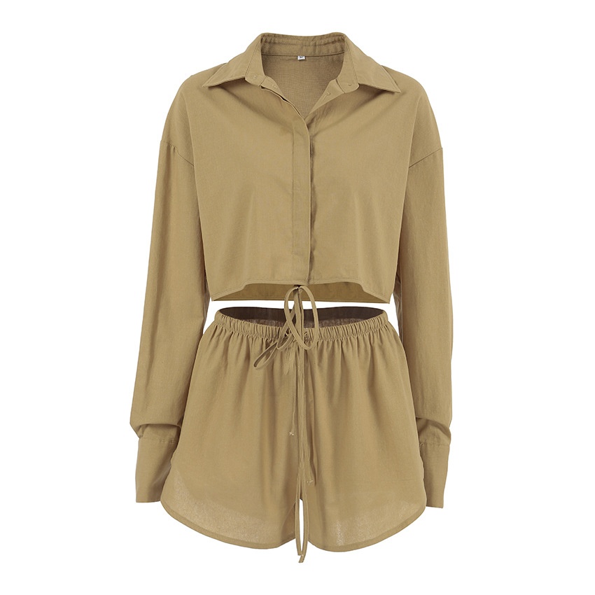 Ensemble deux pièces chemise courte kaki et short à cordon