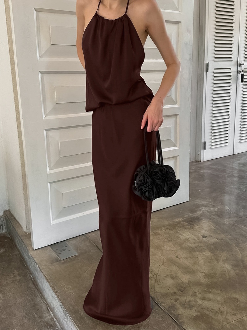 Robe longue élégante dos nu à col halter - Acajou