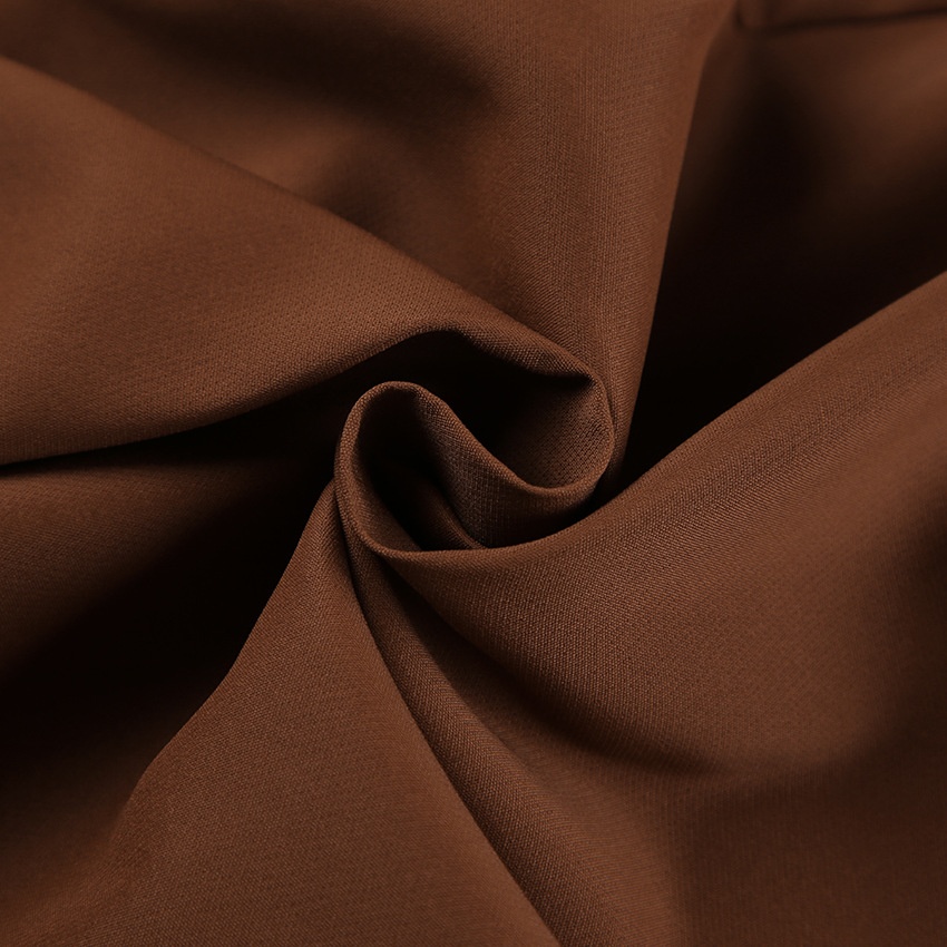 Ensemble élégant marron chocolat composé d'un débardeur et d'un pantalon large