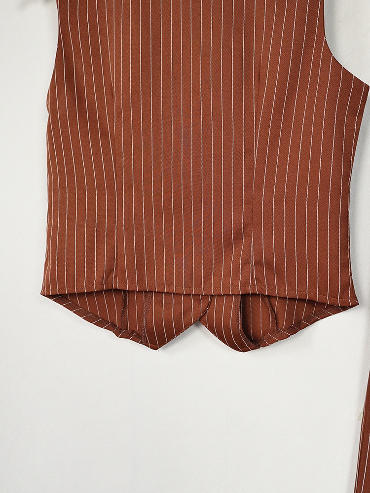Completo due pezzi composto da gilet gessato e pantaloni a gamba larga