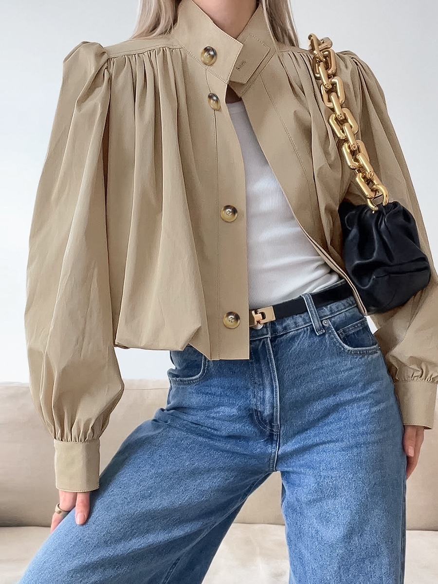 Chemisier court beige chic à manches bouffantes - Haut à col montant