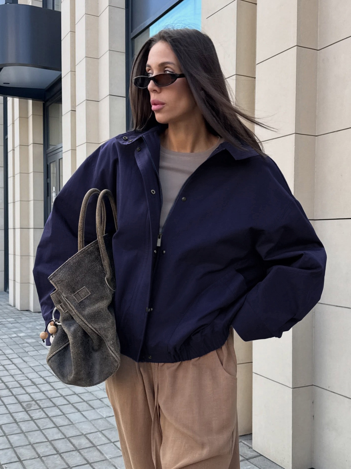 Giacca bomber da donna a collo alto con cerniera