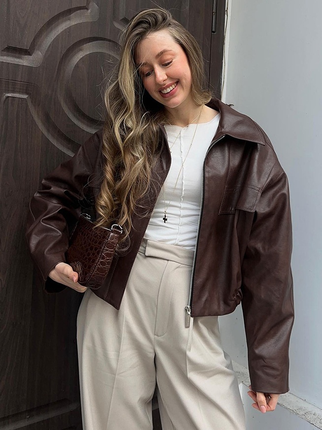 Giacca bomber da donna in similpelle marrone scuro