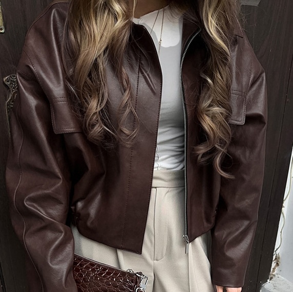 Giacca bomber da donna in similpelle marrone scuro