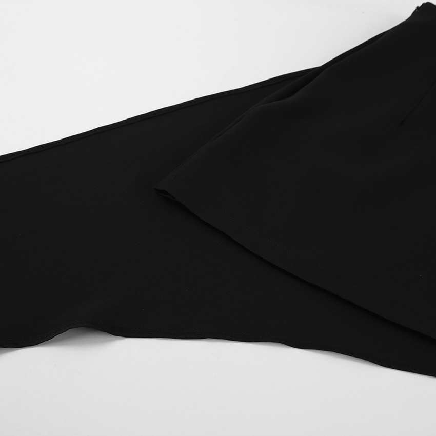 Minigonna asimmetrica drappeggiata da donna