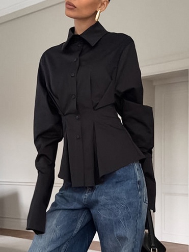 Chemise boutonnée à taille plissée - Chic et moderne