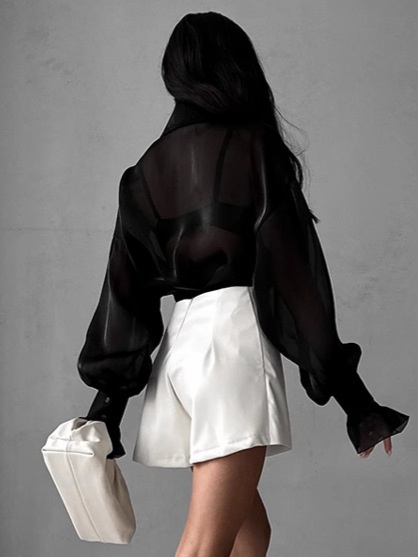 Chemisier oversize boutonné en organza transparent