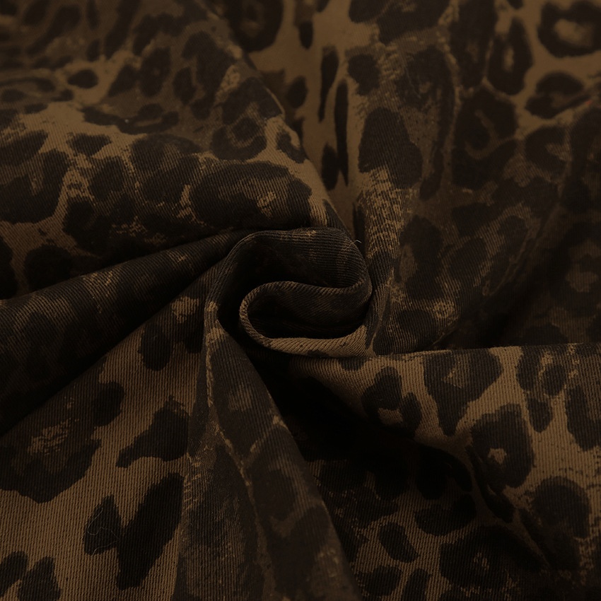 Camicia-giacca da donna oversize con stampa leopardata e bottoni