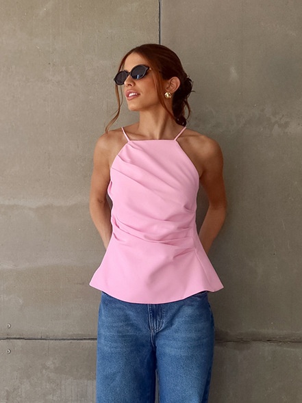 Débardeur rose à basque drapée - Modèle à nouer dans le dos