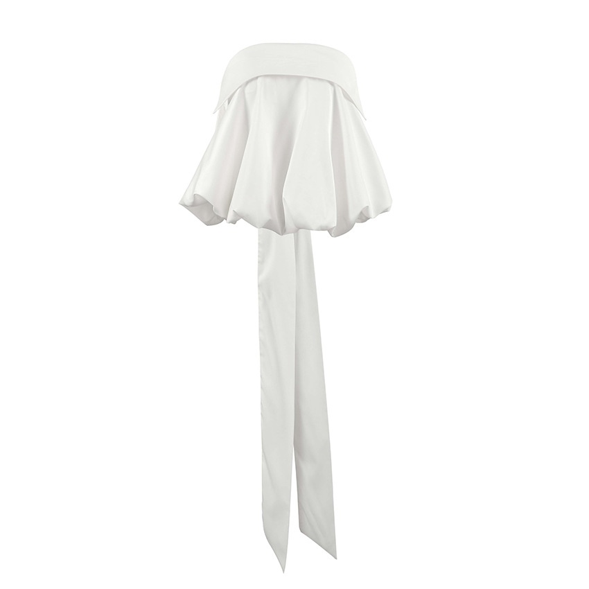 Top blanc bustier à ourlet bouffant et long nœud dans le dos