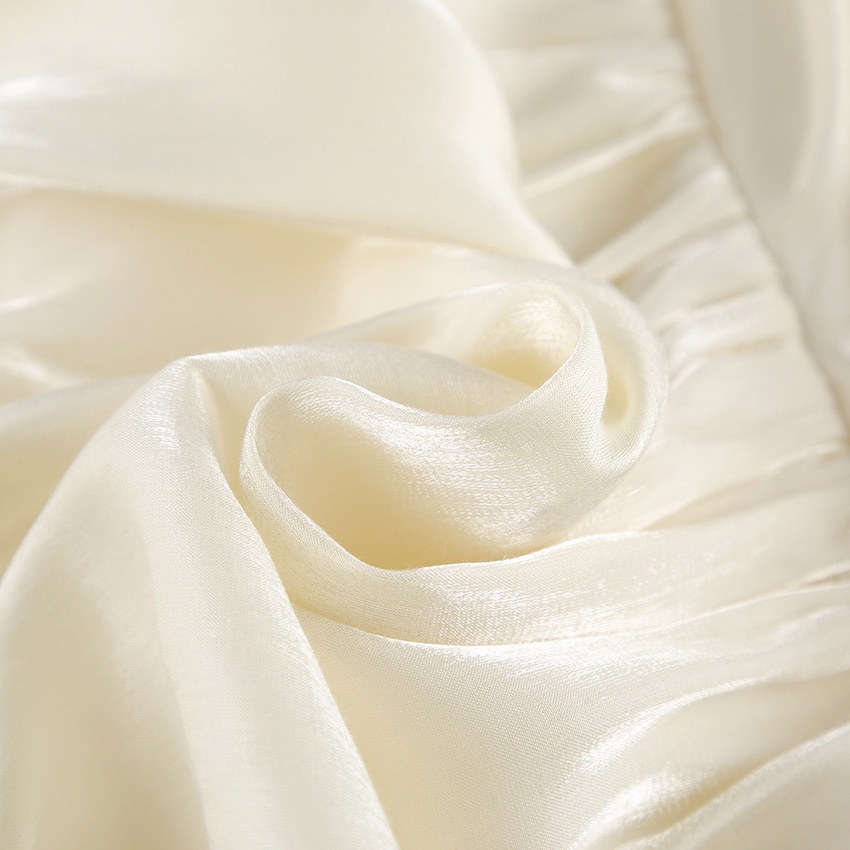 Haut froncé à col halter scintillant - Chemisier élégant sans manches