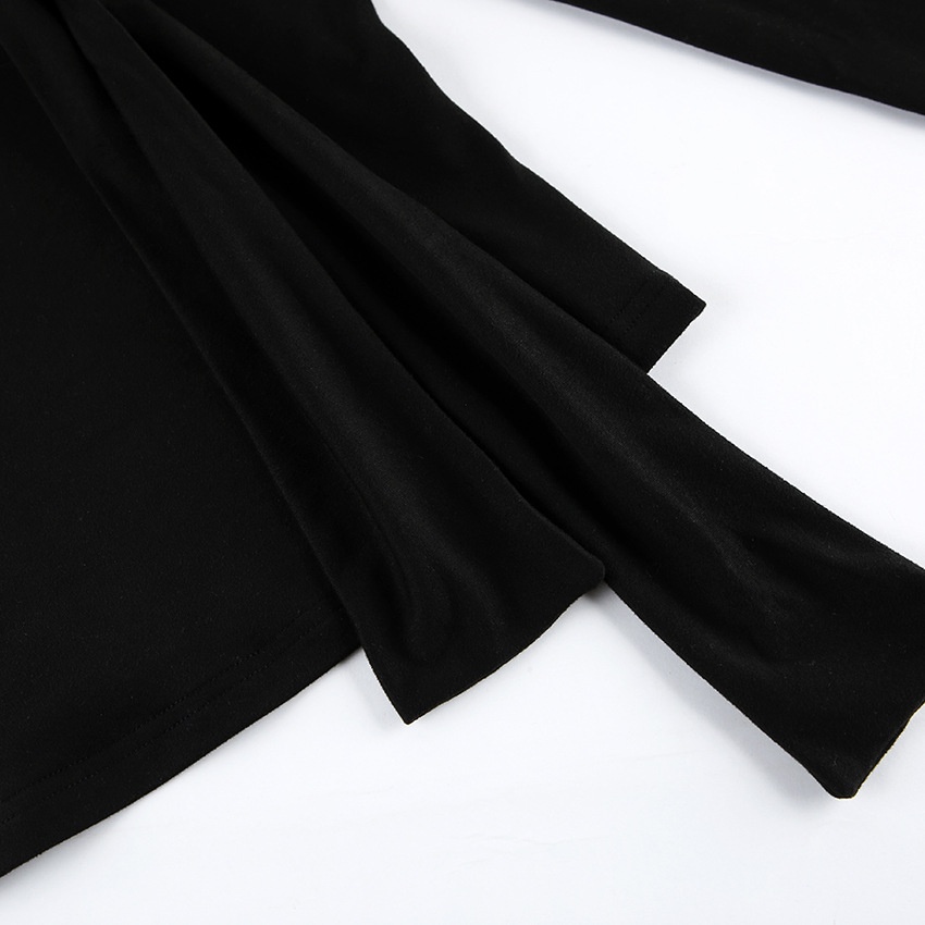 Haut chic noir à épaules dénudées et manches longues à nouer