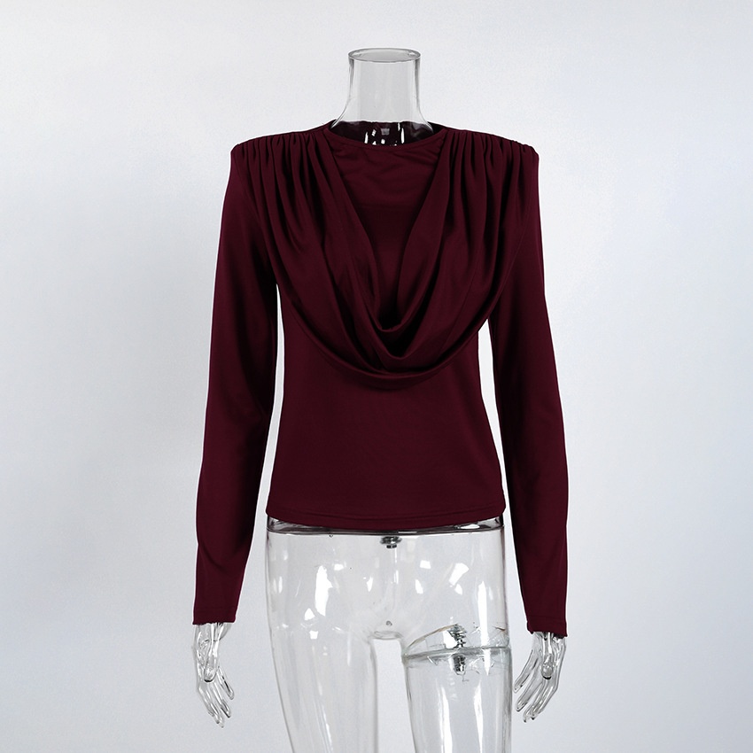 Haut élégant à col drapé, épaules rembourrées et manches longues