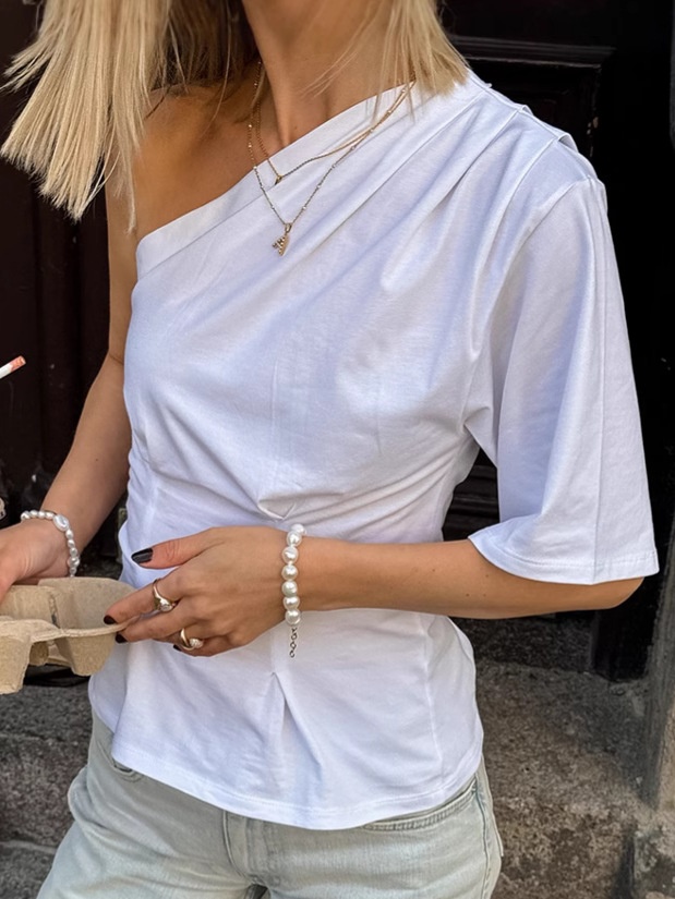 Chemisier chic asymétrique drapé à une épaule