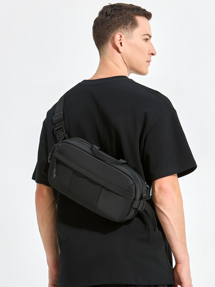 Sleek Black Crossbody Sling Bag for 11in Tablet