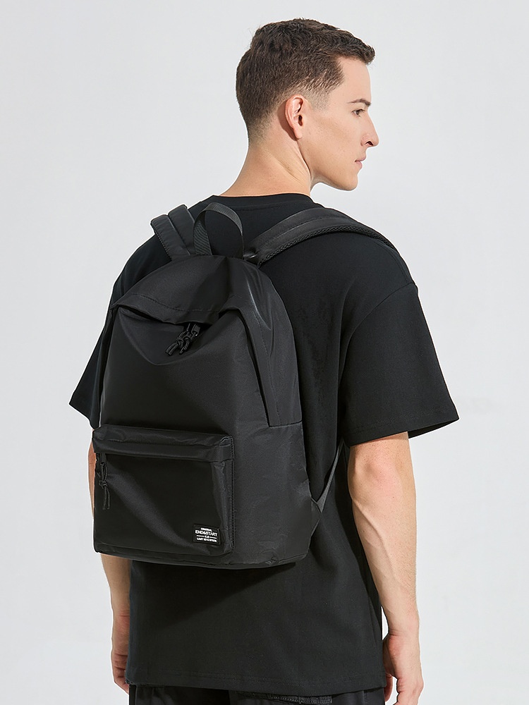 Minimalist Black Everyday Backpack for Men & Women