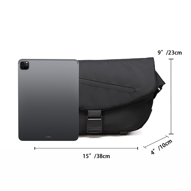 Sleek Black Messenger Bag - Modern Crossbody Design