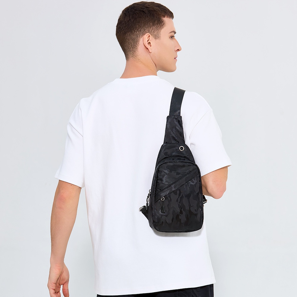 Men's Camo Sling Bag - Lightweight Crossbody Chest Pack