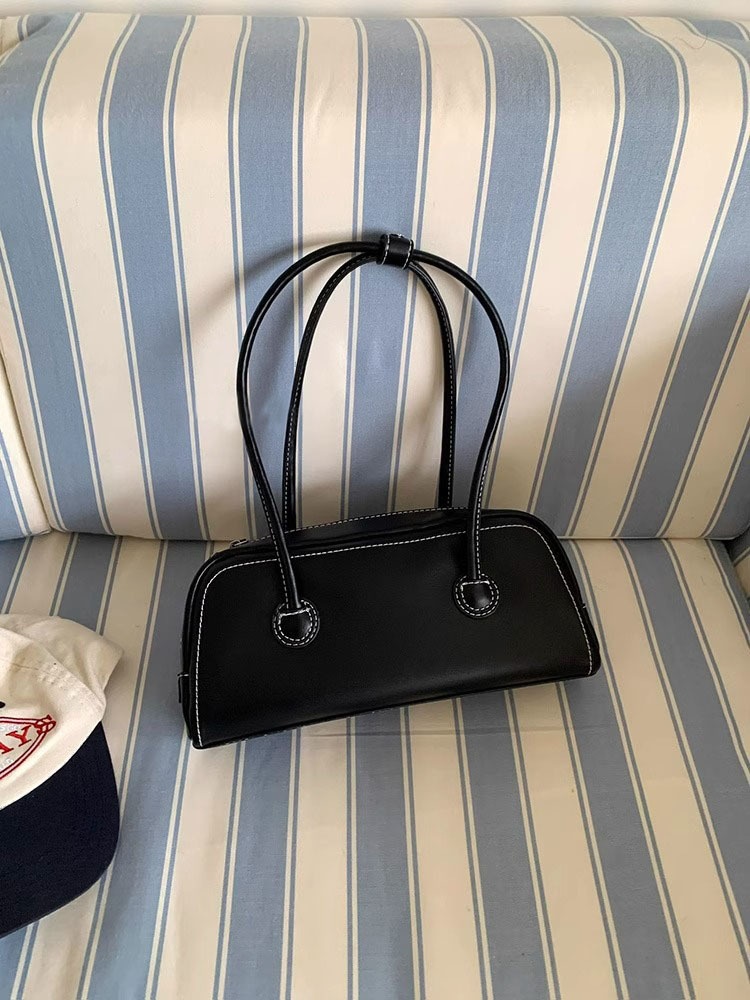Retro Minimalist Baguette Shoulder Bag