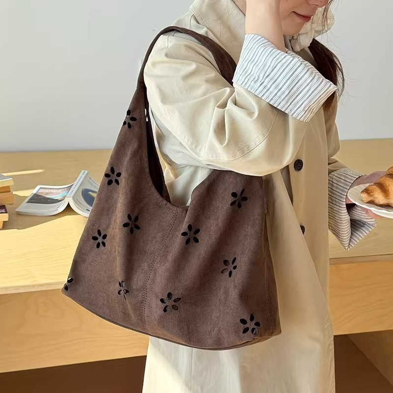 Floral Cutout Suede Slouchy Shoulder Bag with Pouch