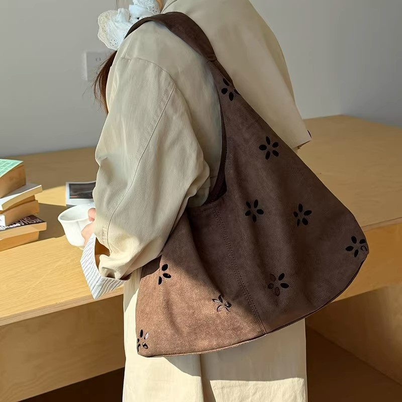 Floral Cutout Suede Slouchy Shoulder Bag with Pouch