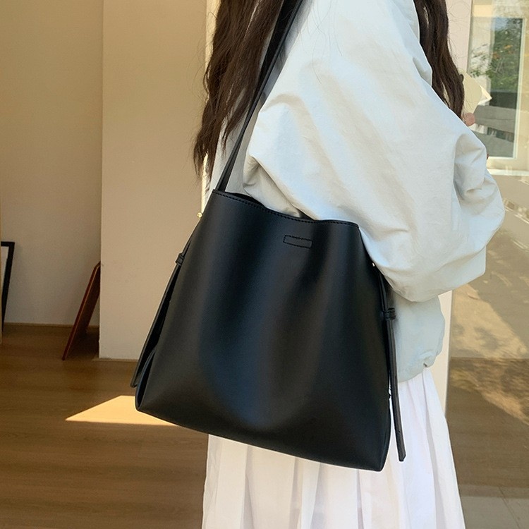 Minimalist Faux Leather Bucket Shoulder Bag