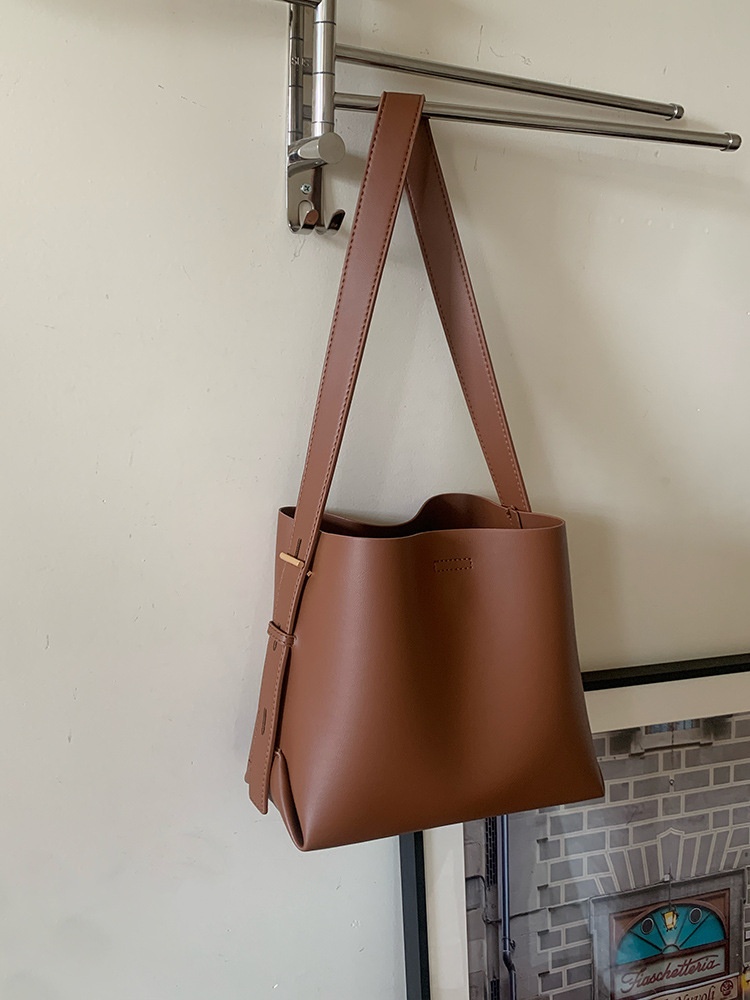 Minimalist Faux Leather Bucket Shoulder Bag
