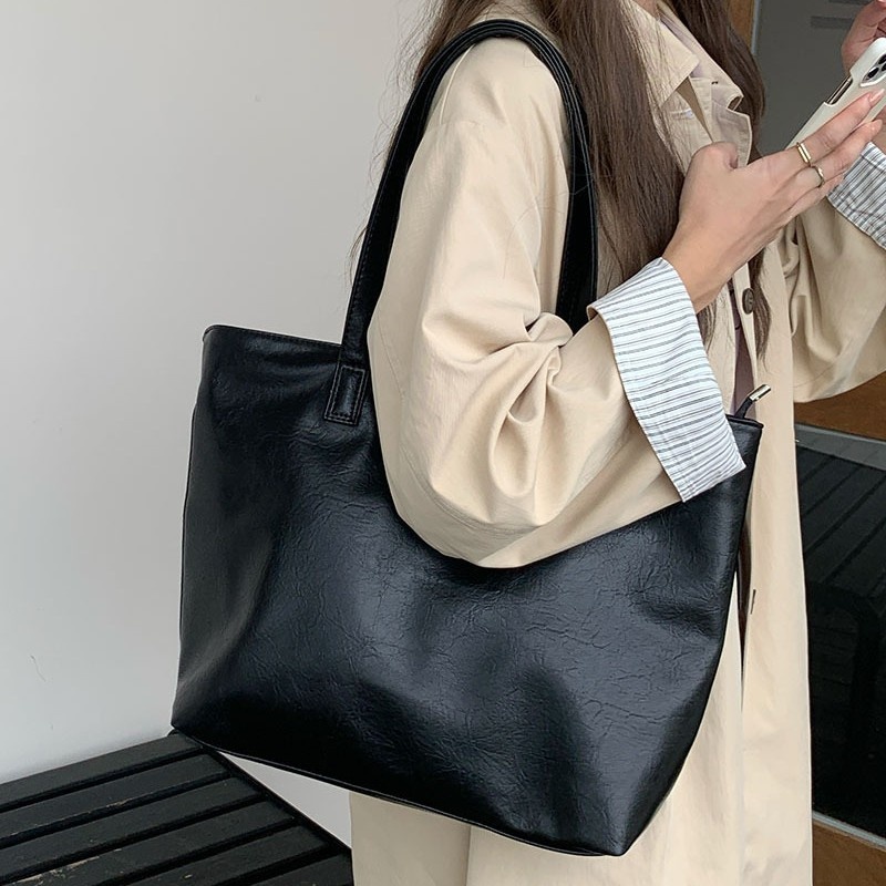 Classic Faux Leather Zipper Tote Bag - Everyday Shoulder Purse