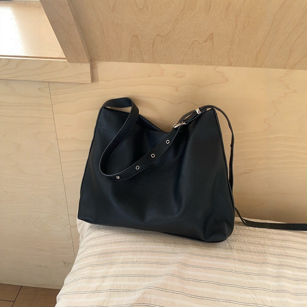 Soft Pebbled Leather Hobo Bag with Adjustable Strap