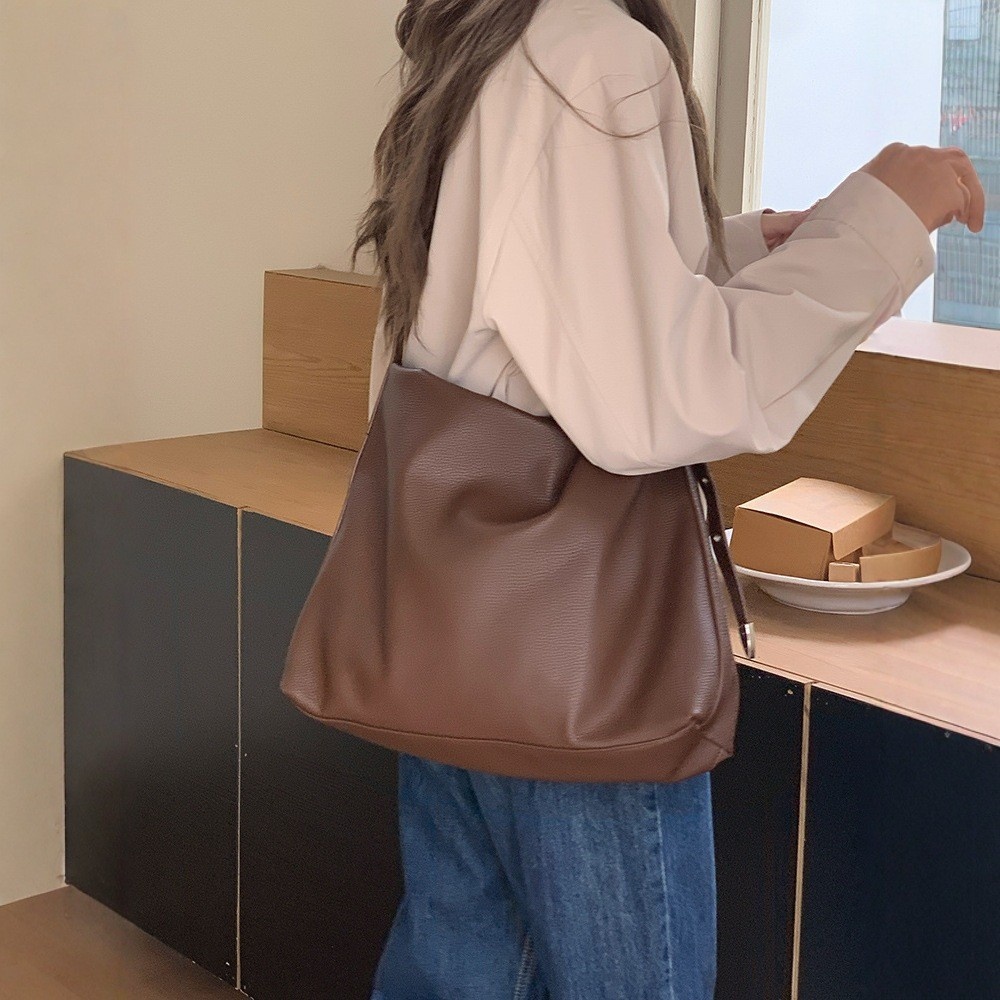 Soft Pebbled Leather Hobo Bag with Adjustable Strap