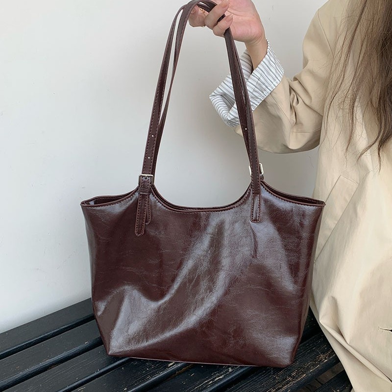 Chic Everyday Faux Leather Shoulder Tote Bag
