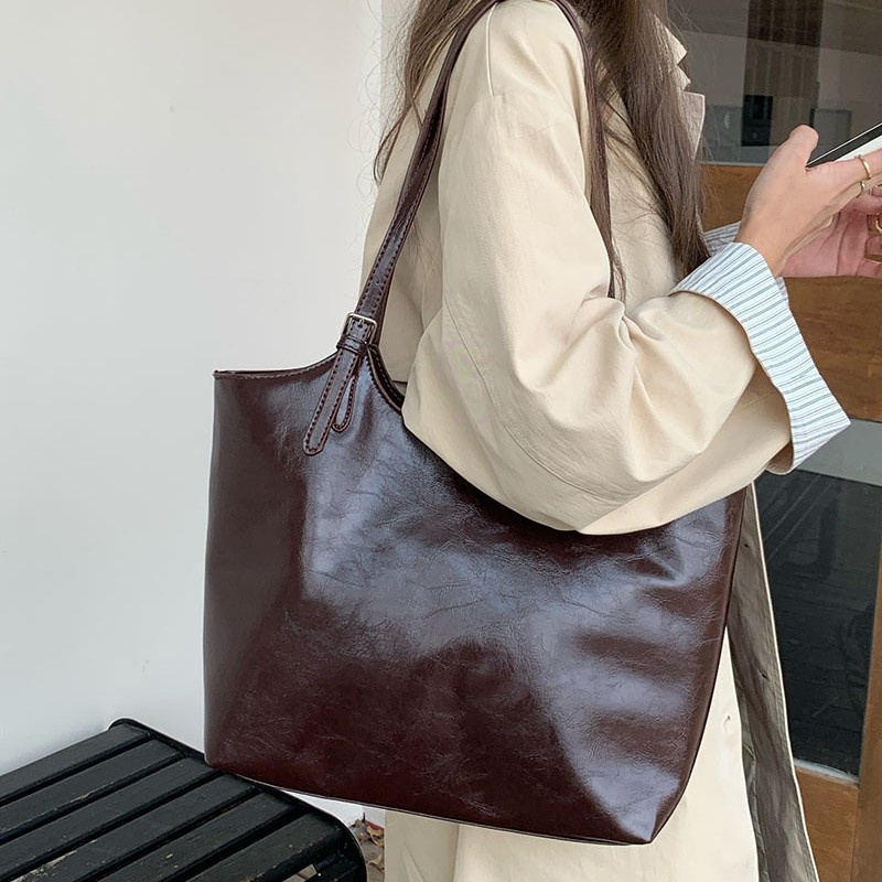 Chic Everyday Faux Leather Shoulder Tote Bag