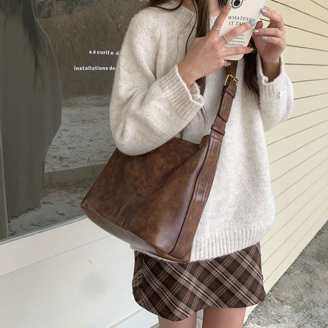 Vintage Faux Leather Slouchy Shoulder Bag