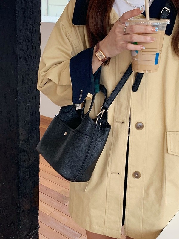 Chic Pebbled Faux Leather Mini Tote Bag with Strap