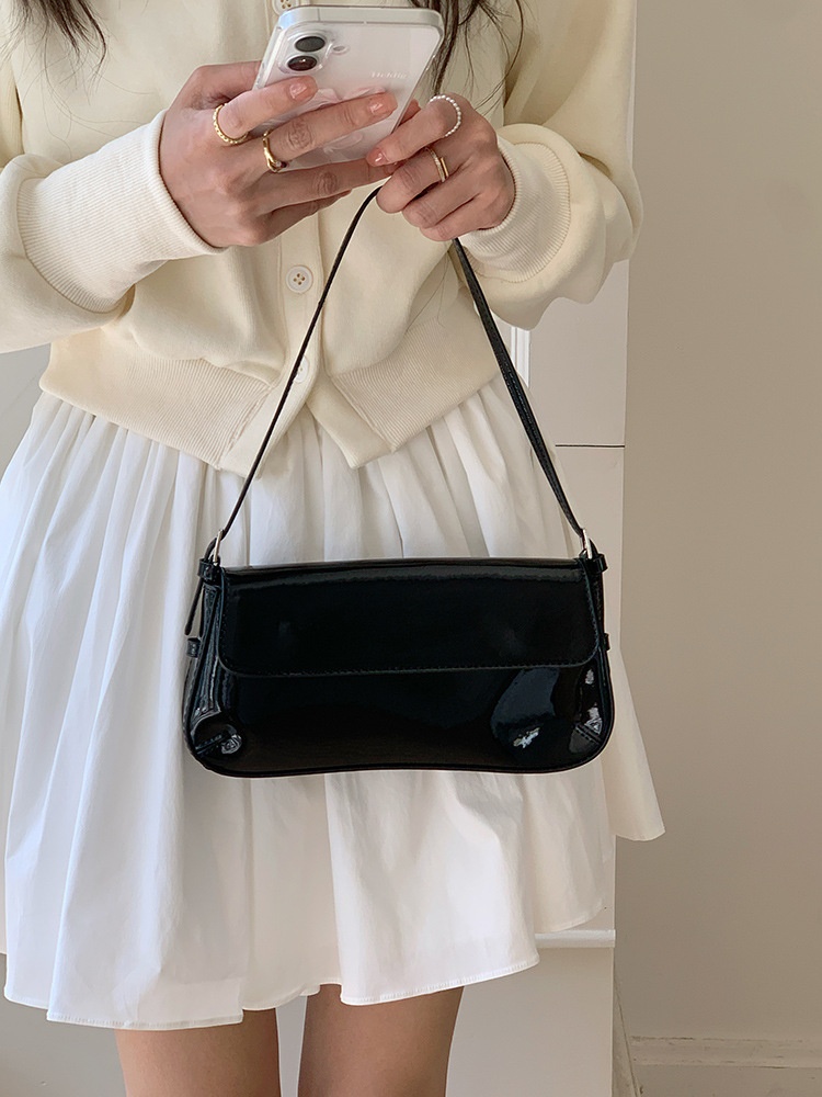 Patent Leather Baguette Shoulder Bag