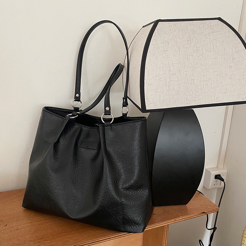 Textured Faux Leather Shoulder Tote Bag