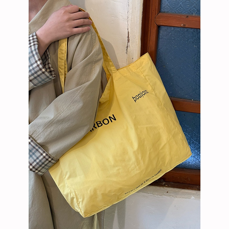 Eco-Friendly Low Carbon Tote Bag - Lightweight & Stylish