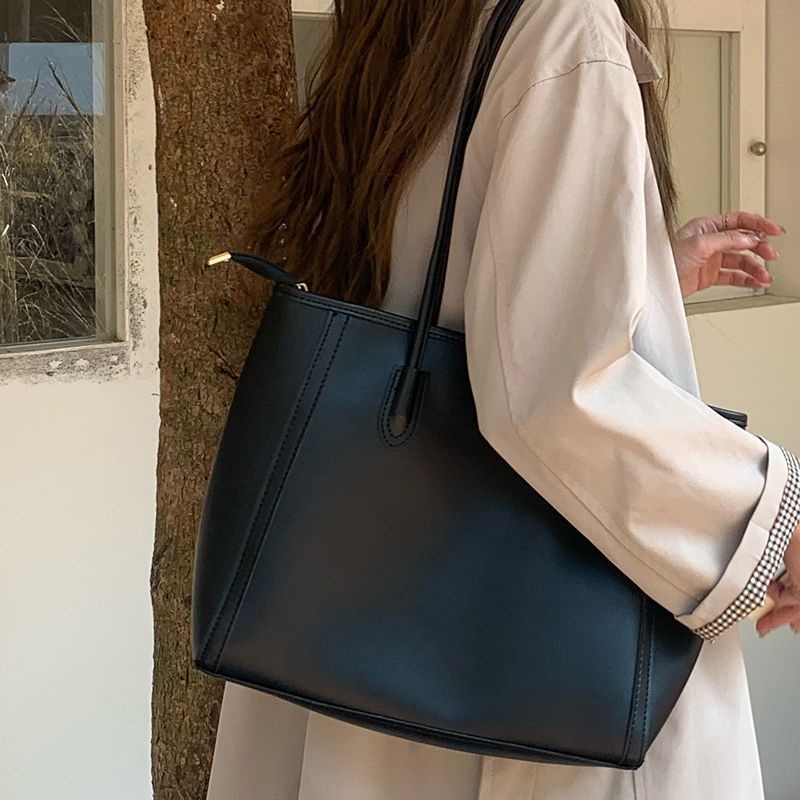 Chic Faux Leather Shoulder Tote Bag - Everyday Carryall