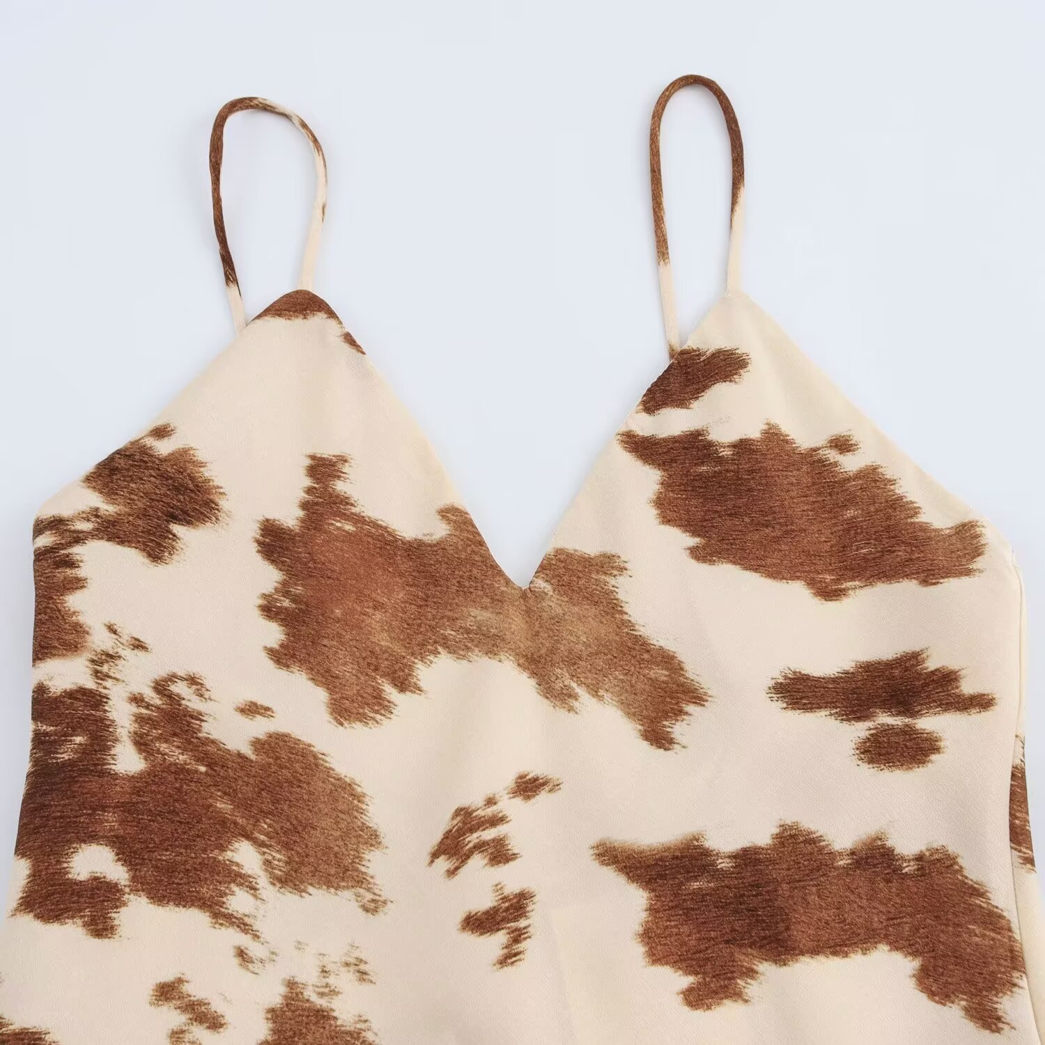 Vestido estampado de satén de seda clásico y versátil KUN-00009