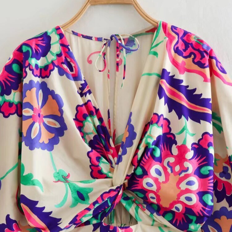 Vestido de popelina de algodón elegante e informal con estampado floral KUN-00027