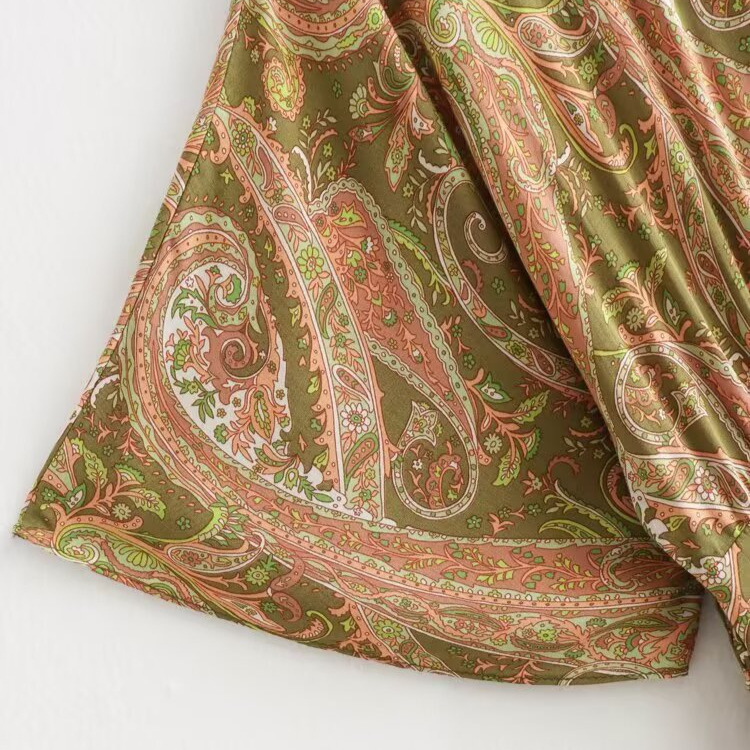 Vestido midi clásico y versátil con estampado paisley KUN-00012